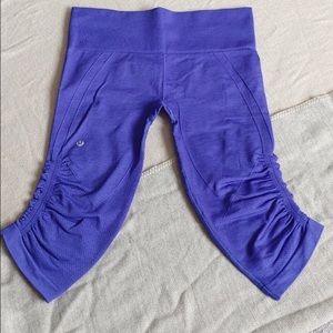 Lululemon crop legging size 8